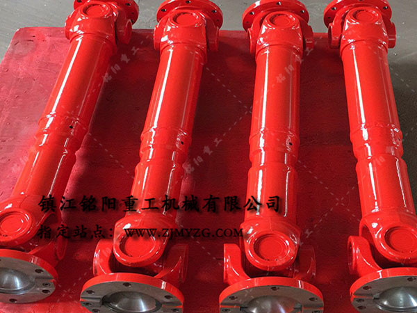 新式整體叉頭式萬向聯(lián)軸器是冶金、軋鋼等機械設(shè)備的優(yōu)選傳動件-萬向聯(lián)軸器